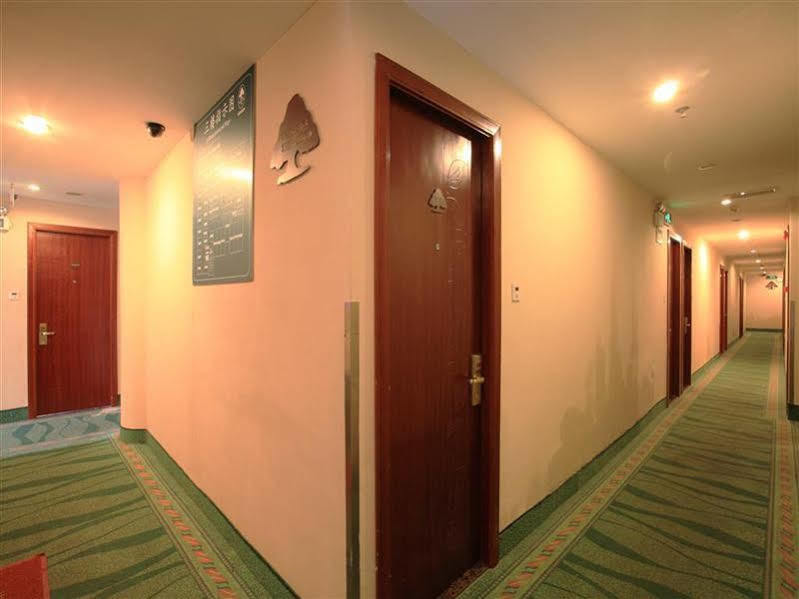 Greentree Inn Shanghai Dongming Road Subway Station Express Hotel المظهر الخارجي الصورة